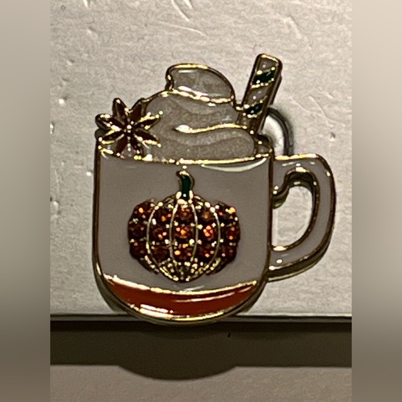 NWT SUGARFIX by BAUBLEBAR PUMPKIN SPICE EARRINGS. - Picture 4 of 6